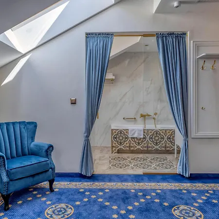 Appart hôtel Czeczotka Palace Old Town 4*