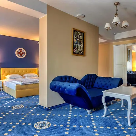 Czeczotka Palace Aparthotel 3*